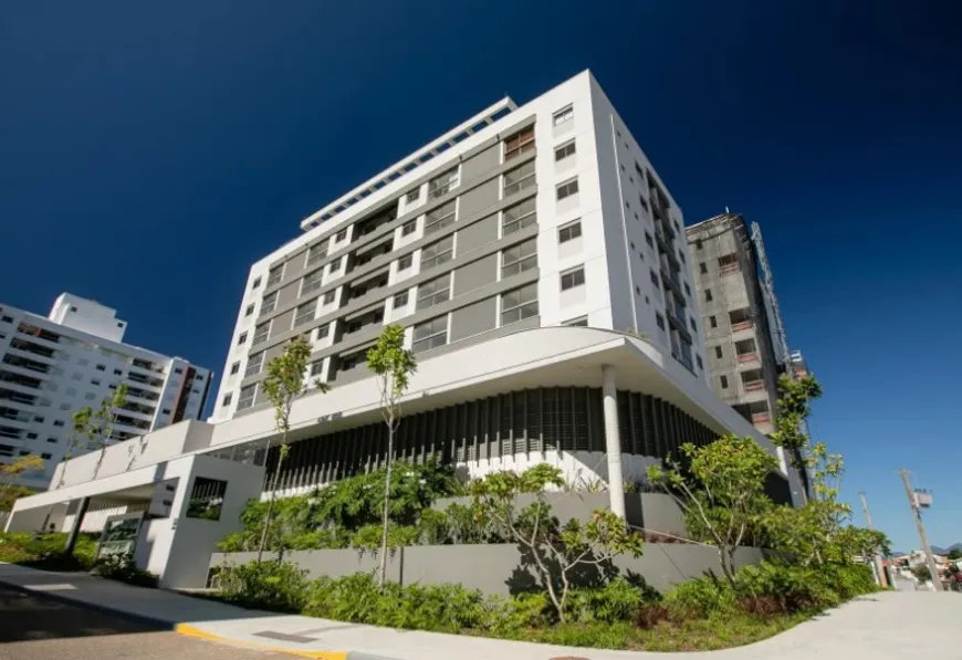Foto 1 de Apartamento com 2 Quartos para alugar, 87m² em Jardim Atlântico, Florianópolis