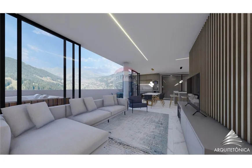 Foto 1 de Apartamento com 3 Quartos à venda, 150m² em Granbery, Juiz de Fora