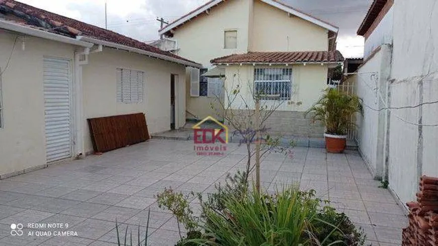 Foto 1 de Casa com 3 Quartos à venda, 300m² em Jardim Santana, Tremembé