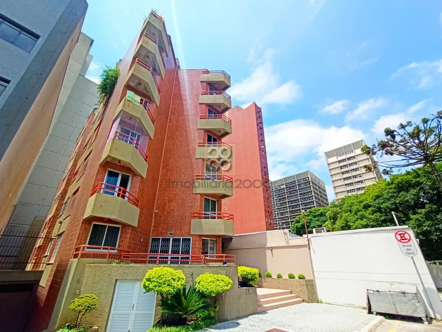 Foto 1 de Apartamento com 1 Quarto para alugar, 41m² em Centro Cívico, Curitiba