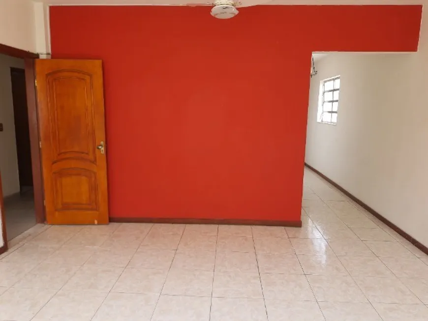 Foto 1 de Apartamento com 3 Quartos à venda, 133m² em Centro, Duque de Caxias
