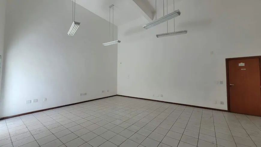 Foto 1 de Sala Comercial para alugar, 220m² em São Lucas, Belo Horizonte