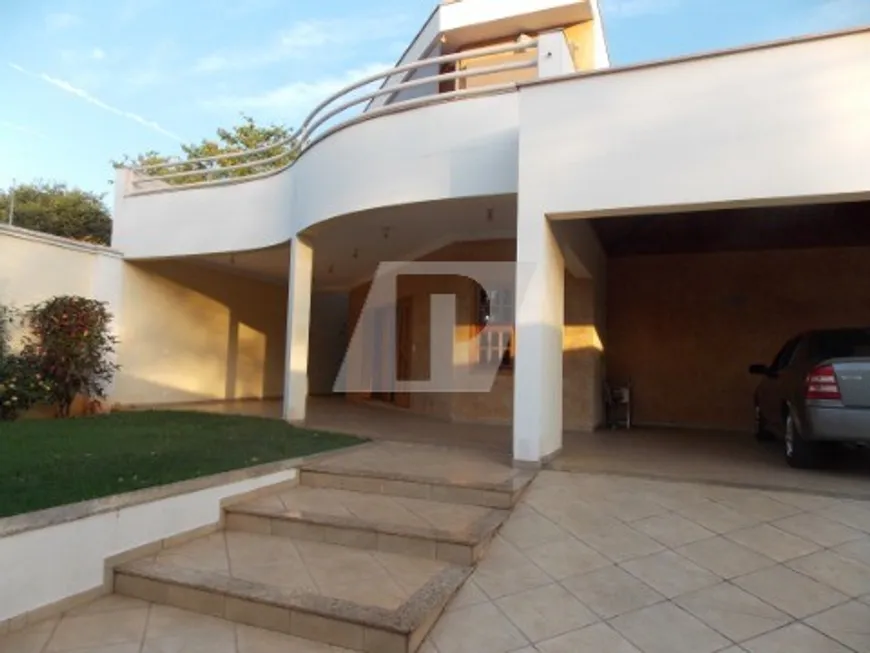 Foto 1 de Casa com 3 Quartos à venda, 292m² em Nova Piracicaba, Piracicaba