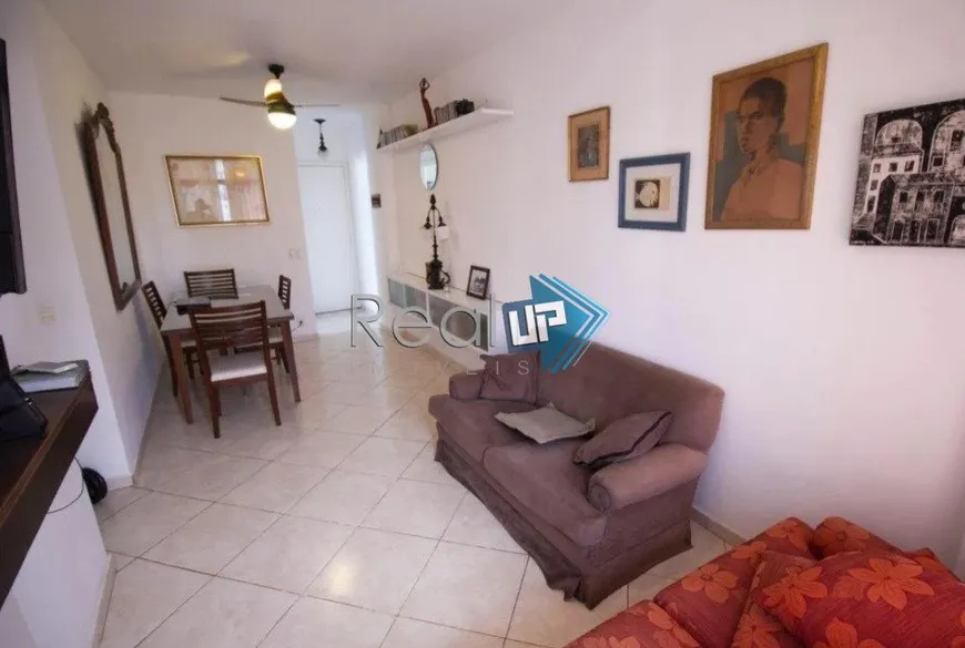 Foto 1 de Apartamento com 3 Quartos à venda, 69m² em Barra da Tijuca, Rio de Janeiro