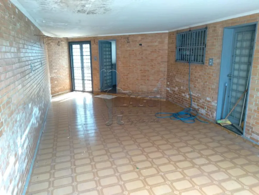 Foto 1 de Casa com 3 Quartos para alugar, 324m² em Vila Seixas, Ribeirão Preto