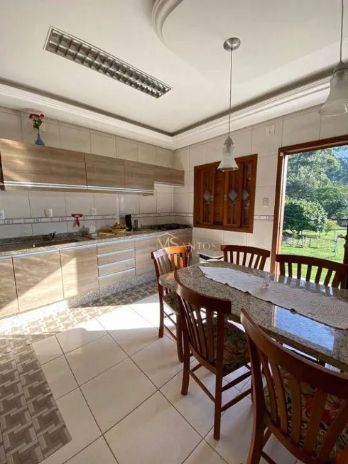 Foto 1 de Casa com 6 Quartos à venda, 223m² em Vargem Grande, Florianópolis