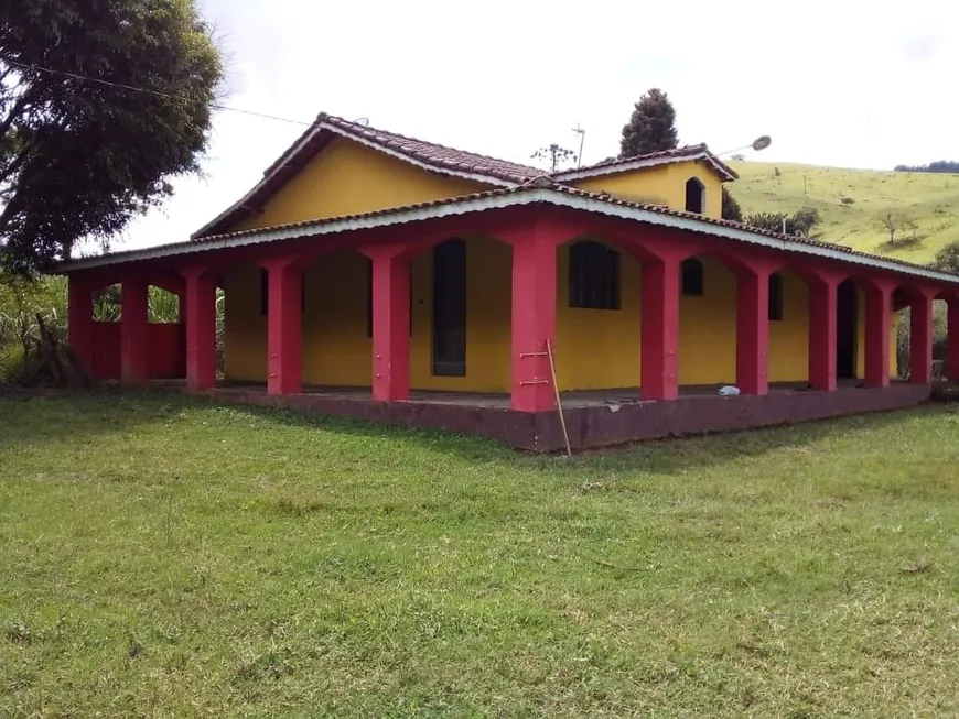 Foto 1 de Fazenda/Sítio à venda, 3000m² em Zona Rural, Cambuí