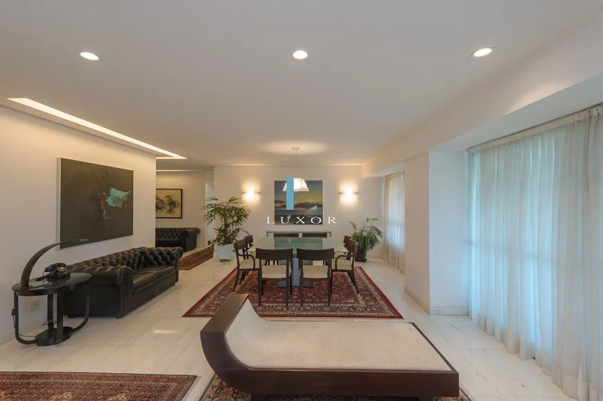 Foto 1 de Apartamento com 4 Quartos para alugar, 266m² em Belvedere, Belo Horizonte