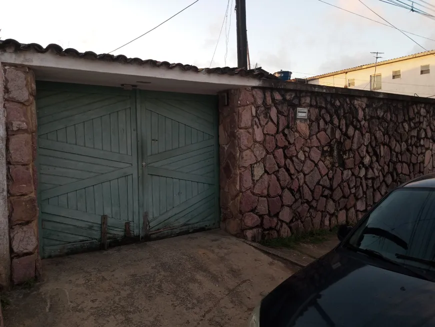 Foto 1 de Casa com 3 Quartos à venda, 110m² em Benedito Bentes, Maceió