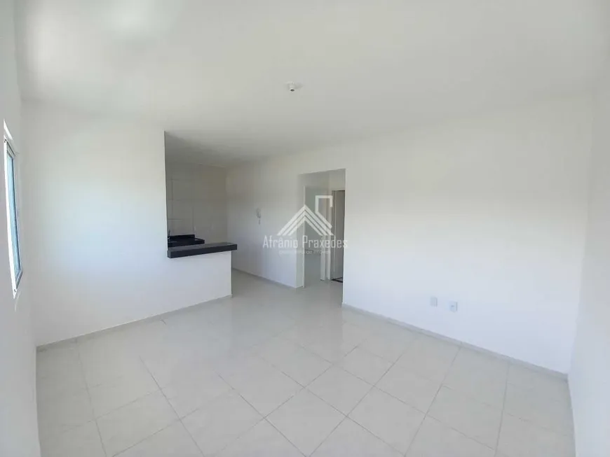 Foto 1 de Apartamento com 2 Quartos para alugar, 54m² em Centro, Eusébio