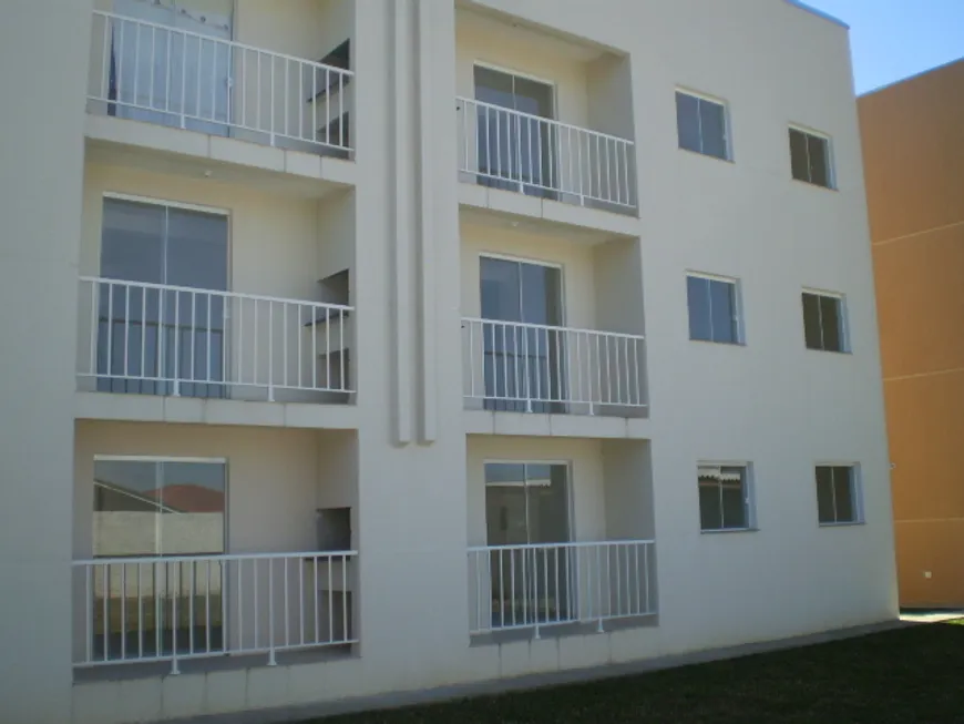 Foto 1 de Apartamento com 3 Quartos à venda, 69m² em CAMPO PEQUENO, Colombo