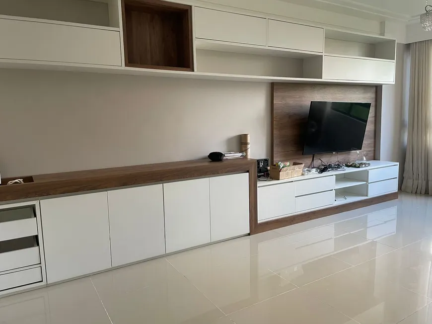 Foto 1 de Apartamento com 2 Quartos à venda, 55m² em Madalena, Recife