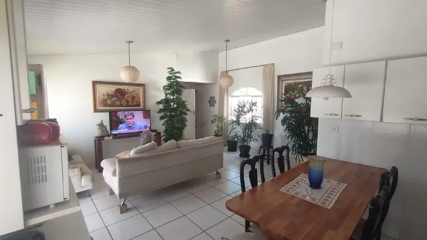 Foto 1 de Casa com 5 Quartos à venda, 340m² em Araguaia, Belo Horizonte