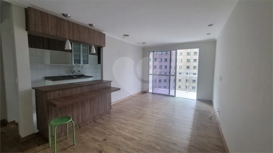 Foto 1 de Apartamento com 2 Quartos para alugar, 67m² em Moema, São Paulo