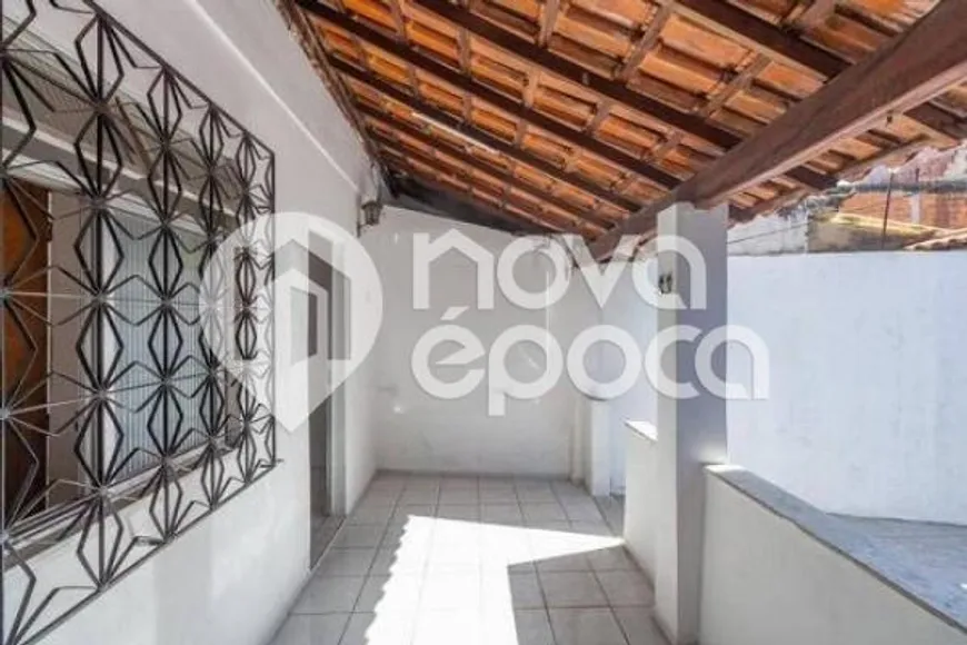 Foto 1 de Casa com 2 Quartos à venda, 66m² em Madureira, Rio de Janeiro