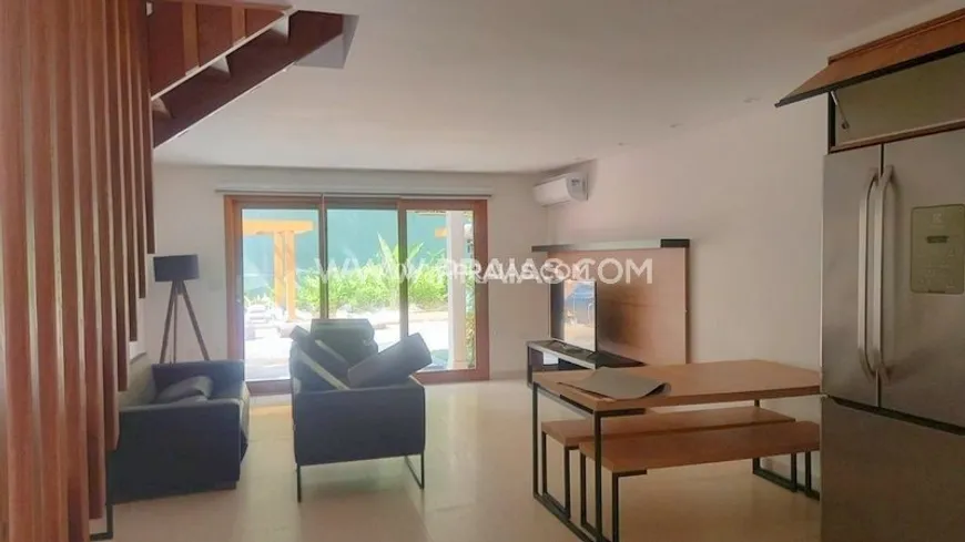 Foto 1 de Casa de Condomínio com 3 Quartos à venda, 120m² em Balneário Praia do Perequê , Guarujá