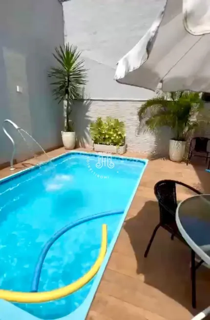 Foto 1 de Casa com 5 Quartos à venda, 320m² em Jardim da Serra, Jundiaí