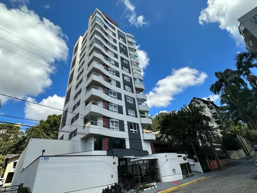 Foto 1 de Apartamento com 3 Quartos à venda, 180m² em Atiradores, Joinville