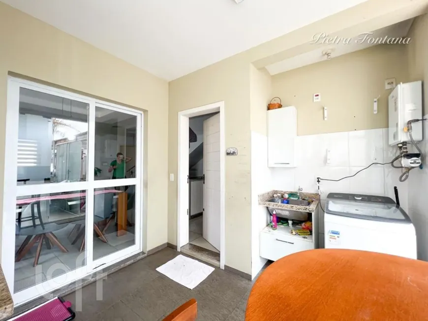 Foto 1 de Casa com 3 Quartos à venda, 188m² em Fátima, Canoas