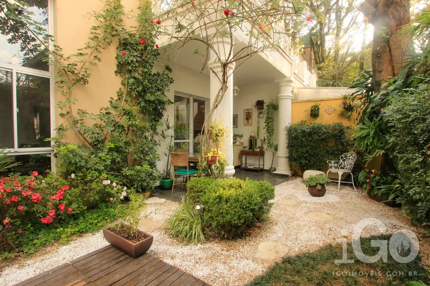 Foto 1 de Casa de Condomínio com 5 Quartos para venda ou aluguel, 350m² em Alto Da Boa Vista, São Paulo