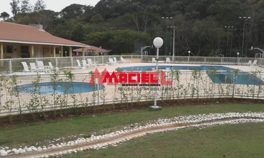 Foto 1 de Lote/Terreno à venda, 1200m² em , Jambeiro