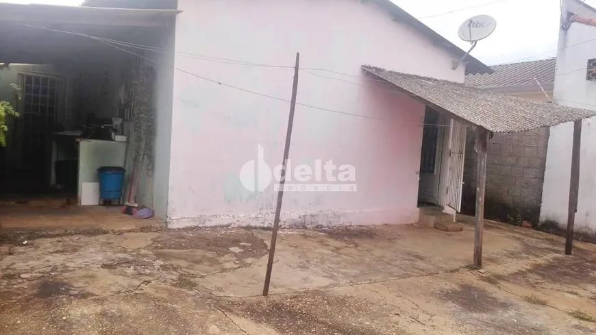 Foto 1 de Casa com 3 Quartos à venda, 106m² em São Jorge, Uberlândia