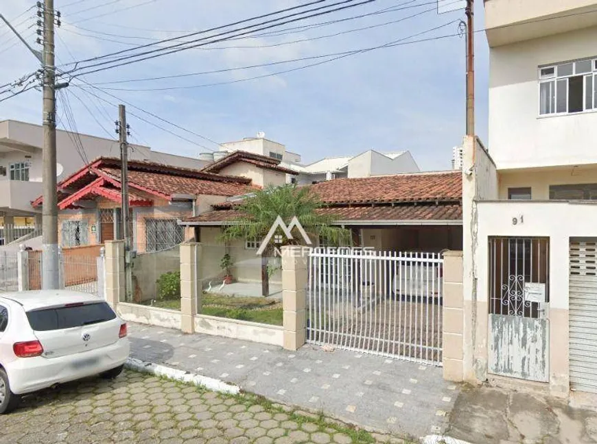 Foto 1 de Casa com 3 Quartos à venda, 55m² em Sao Joao, Itajaí