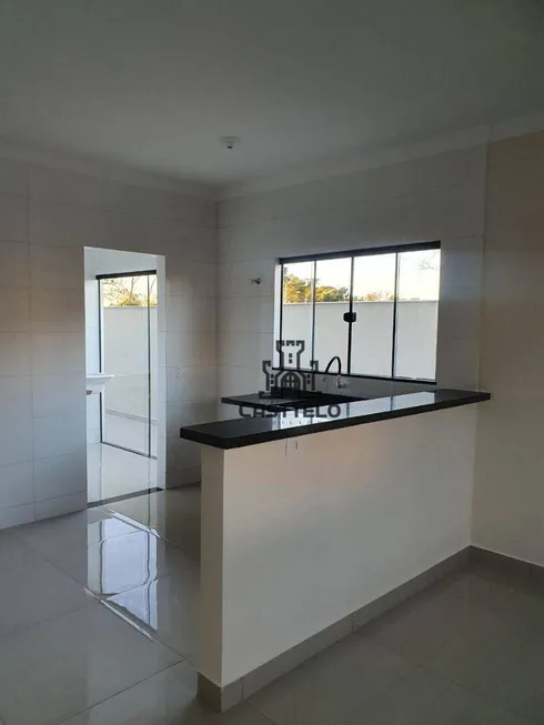 Foto 1 de Casa com 3 Quartos à venda, 73m² em Centro, Ibiporã