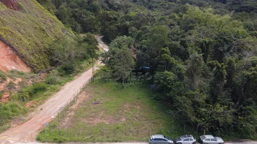 Foto 1 de Lote/Terreno à venda, 727m² em Lagoinha, Ubatuba