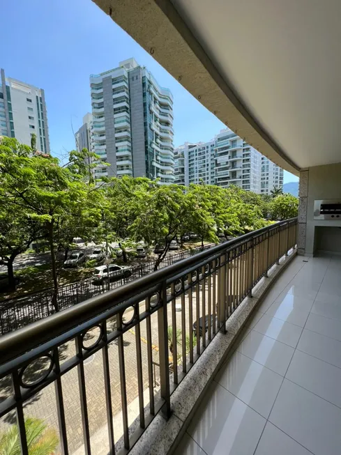 Foto 1 de Apartamento com 4 Quartos à venda, 178m² em Barra da Tijuca, Rio de Janeiro