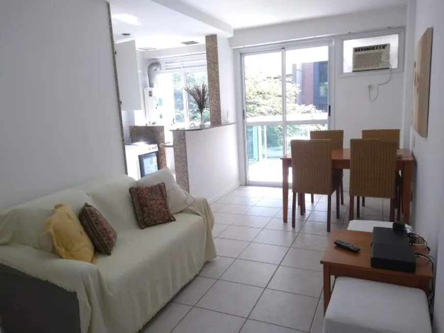 Foto 1 de Apartamento com 1 Quarto à venda, 44m² em Lagoa, Rio de Janeiro