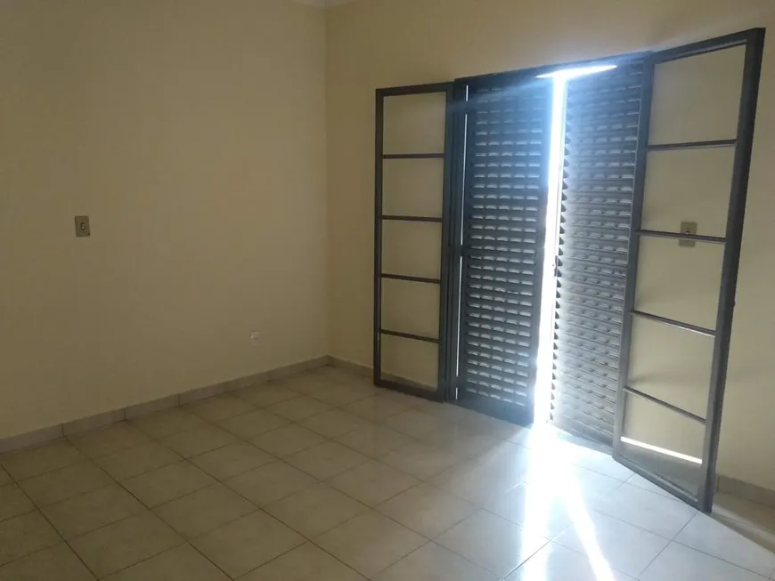 Foto 1 de Apartamento com 2 Quartos à venda, 60m² em Centro, Jaguariúna