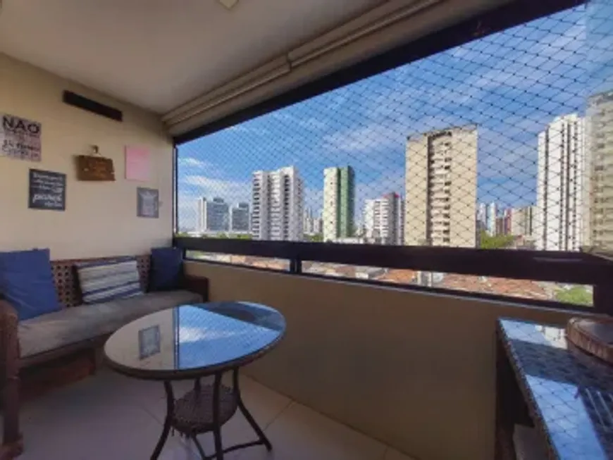Foto 1 de Apartamento com 4 Quartos à venda, 120m² em Madalena, Recife