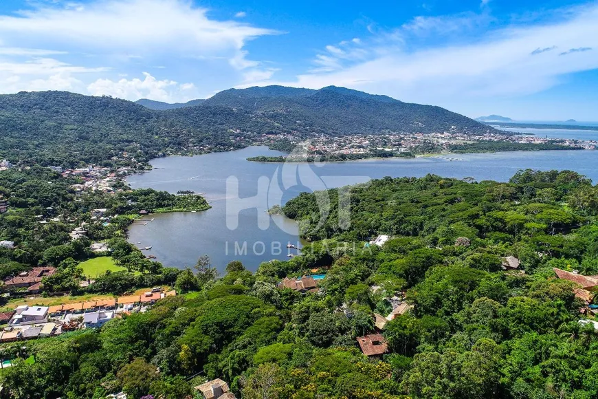 Foto 1 de Lote/Terreno à venda, 2890m² em Lagoa da Conceição, Florianópolis