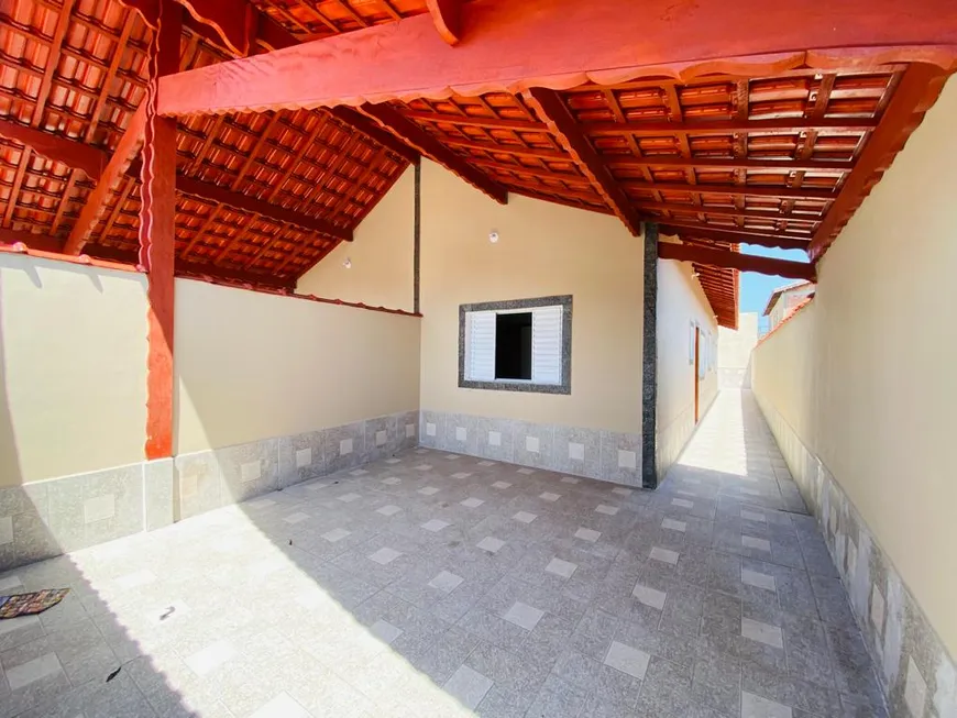 Foto 1 de Casa com 2 Quartos à venda, 76m² em Jardim Praia Grande, Mongaguá