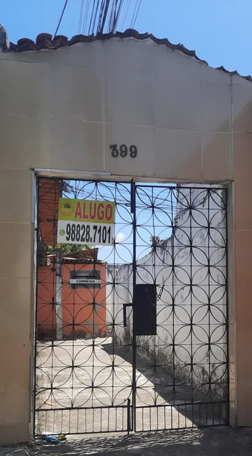 Foto 1 de Casa com 1 Quarto para alugar, 37m² em Jardim América, Fortaleza