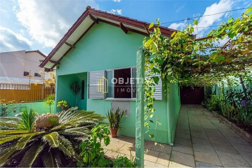 Foto 1 de Casa com 3 Quartos à venda, 180m² em São Luís, Canoas