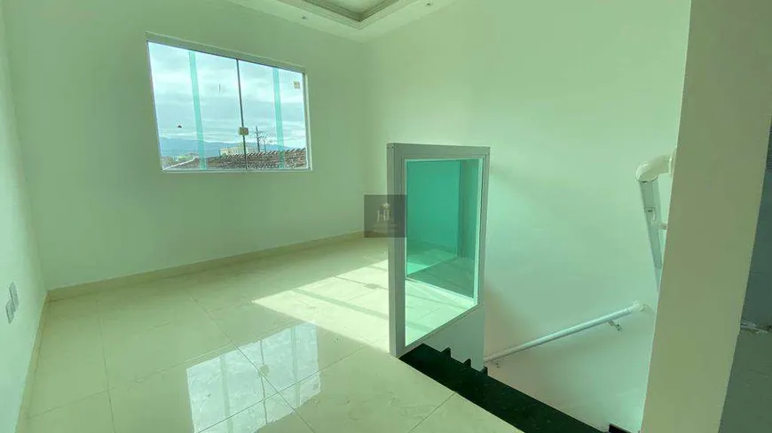 Foto 1 de Casa com 2 Quartos à venda, 44m² em Maracanã, Praia Grande
