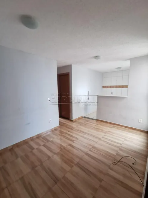 Foto 1 de Apartamento com 2 Quartos à venda, 40m² em Parque Residencial Iguatemi, Araraquara