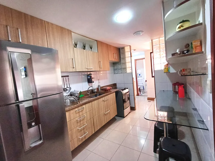 Foto 1 de Apartamento com 3 Quartos à venda, 130m² em Itapuã, Vila Velha