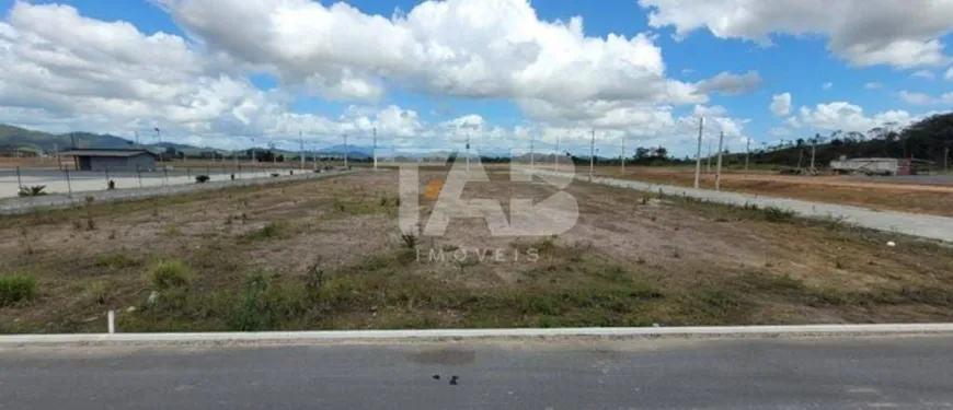 Foto 1 de Lote/Terreno à venda, 2032m² em , Ilhota