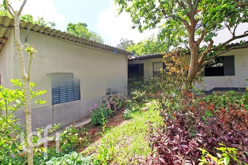 Foto 1 de Casa com 1 Quarto à venda, 530m² em Cascata, Porto Alegre