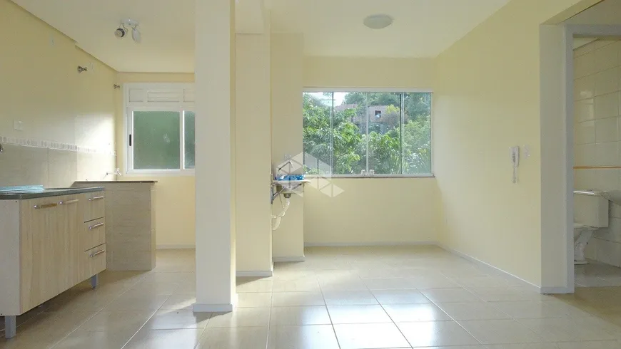 Foto 1 de Apartamento com 2 Quartos à venda, 56m² em Guarujá, Porto Alegre