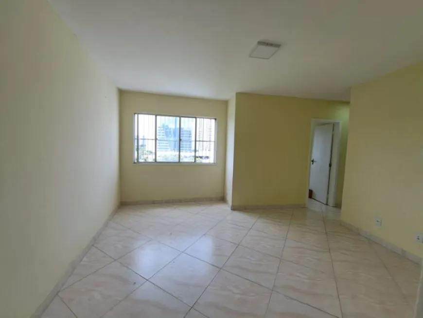 Foto 1 de Apartamento com 3 Quartos para alugar, 70m² em Paralela, Salvador