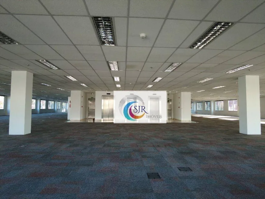 Foto 1 de Sala Comercial para alugar, 689m² em Jardim São Luís, São Paulo