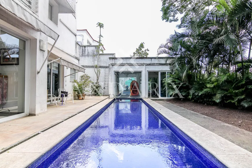 Foto 1 de Casa com 4 Quartos para alugar, 444m² em Consolação, São Paulo