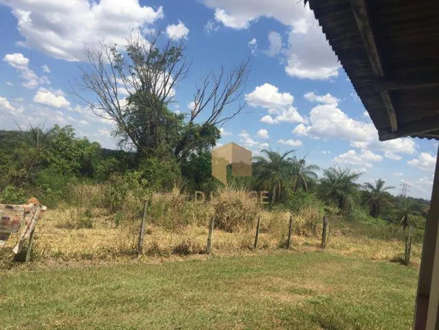 Foto 1 de Fazenda/Sítio com 3 Quartos à venda, 120m² em Capetinga, Jaguariúna