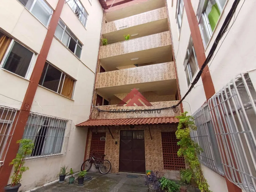 Foto 1 de Apartamento com 2 Quartos à venda, 42m² em Brasilândia, São Gonçalo