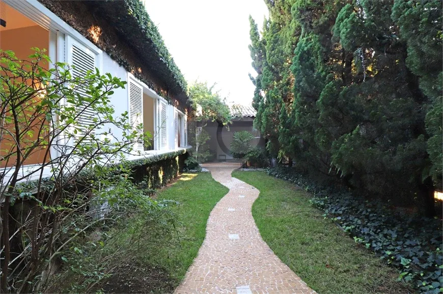 Foto 1 de Casa com 4 Quartos à venda, 360m² em Vila Madalena, São Paulo