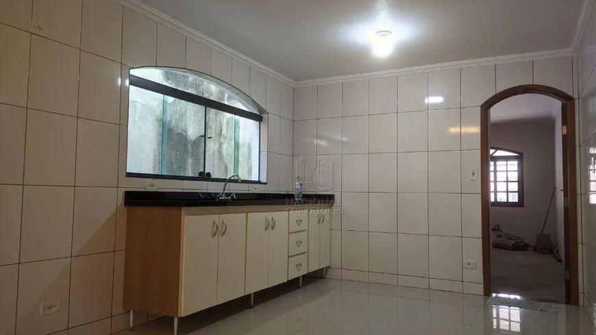 Foto 1 de Sobrado com 3 Quartos à venda, 143m² em Jardim Ana Maria, Santo André